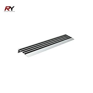 Treppenkante aus Metall